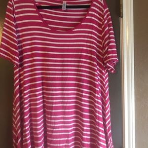 Lularoe Perfect Tee Size Large